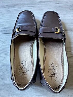 Life Stride Brown Loafers Like New